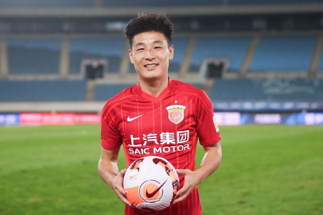 它丰富变化，它会和人类文明一起进化，从这个意义上讲，电影是永存的